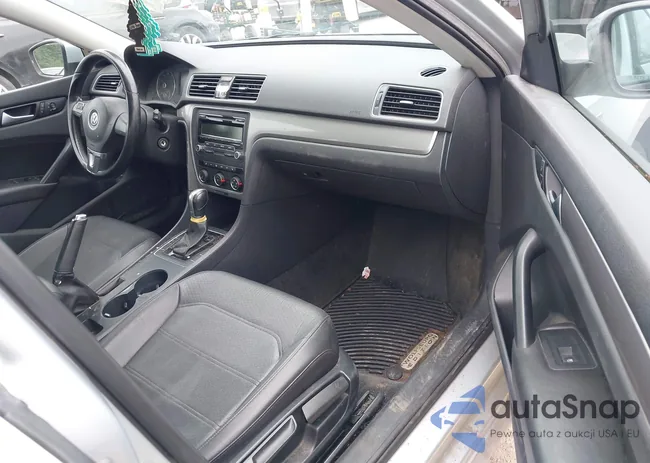 1VWAT7A36FC060267: 42500151