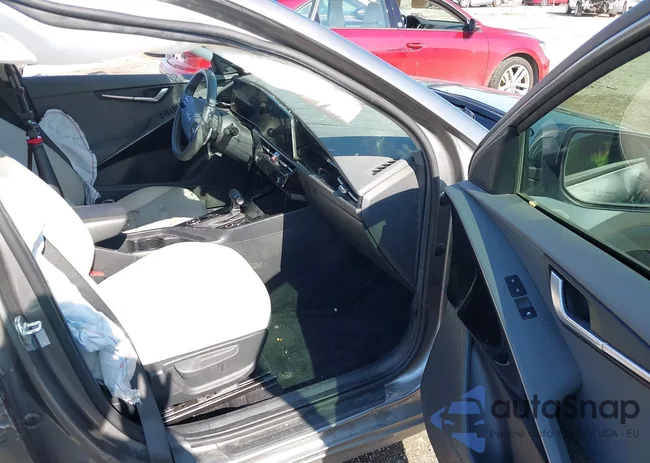 KNDCR3LE9P5048959: 42499302