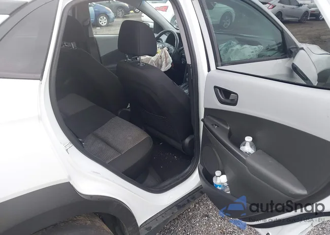 KM8K2CAA8MU677481: 42499482