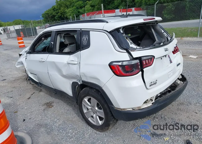 3C4NJDBB4NT136439: 42500800