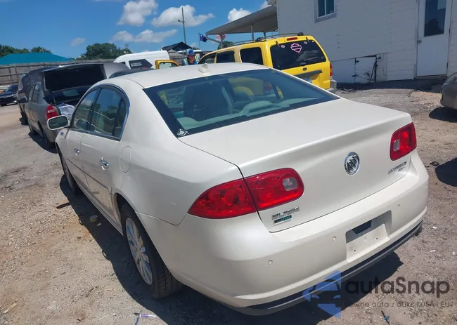 1G4HC5EM7BU141447: 42501180