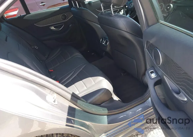 55SWF4KB8JU237139: 42500621