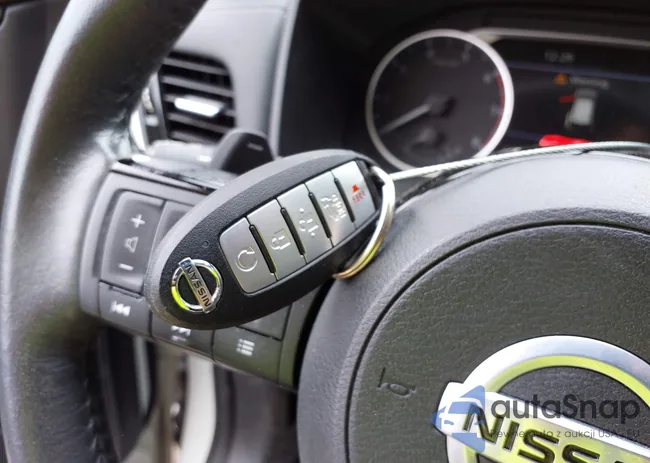 JN8AT3CB4MW201885: 42501727