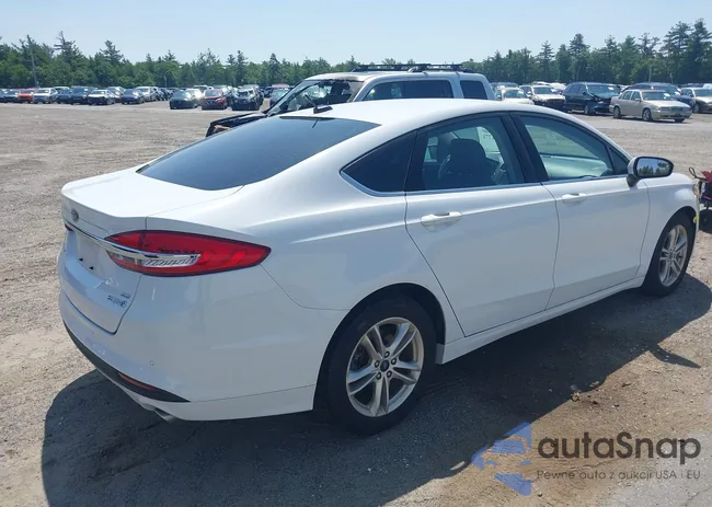 3FA6P0LU9JR221317: 42501771