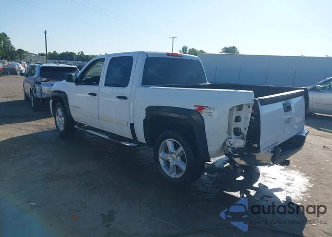 2GCEK13C471697473: 42501802