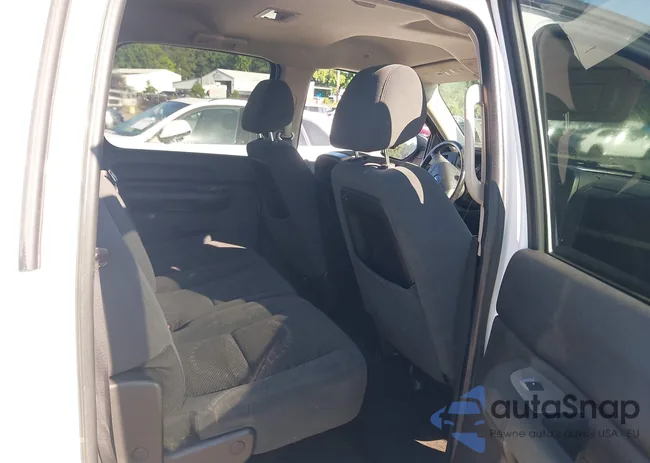 2GCEK13C471697473: 42501802