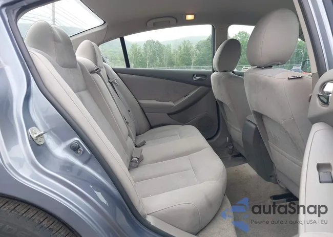 1N4AL2AP9CC133674: 42501849