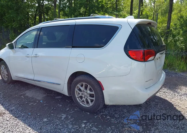 2C4RC1BG9LR157275: 42501948