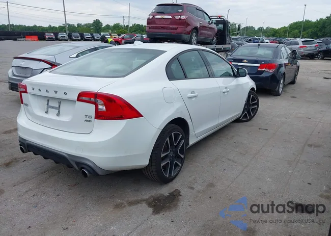 YV140MTL6H2439325: 42502093