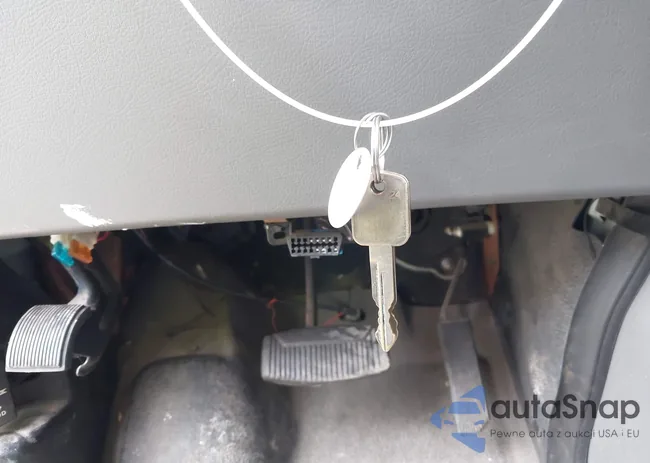 1FTRE14WX6HB10268: 42502096