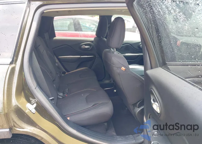 1C4PJMCS3GW326575: 42502217