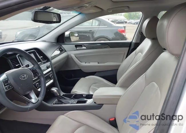 5NPE34AF9JH672392: 42501392