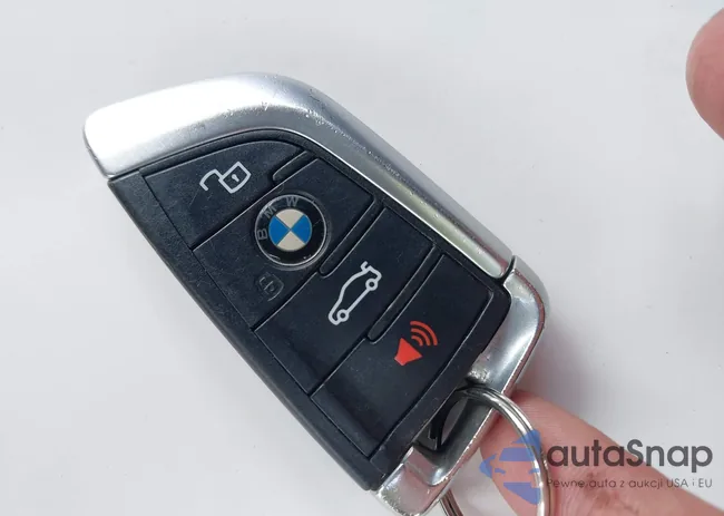 WBA5R7C59KAJ84005: 42502660