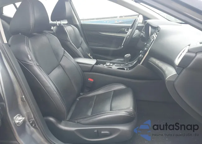 1N4AA6AP7JC388821: 42502872