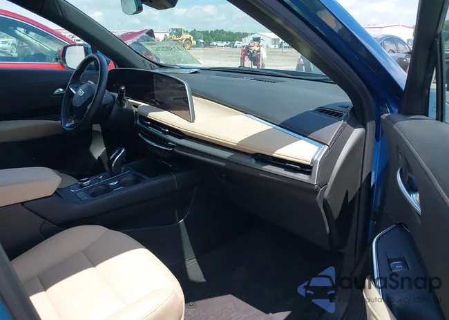 1GYAZAR45RF217800: 42502262