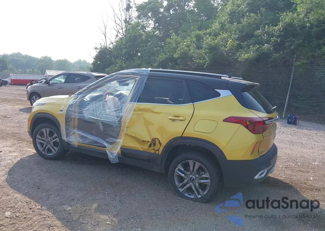 KNDEUCAA2N7237395: 42502492