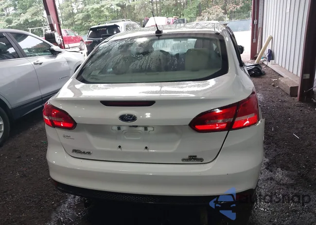 1FADP3F22GL211156: 42502613