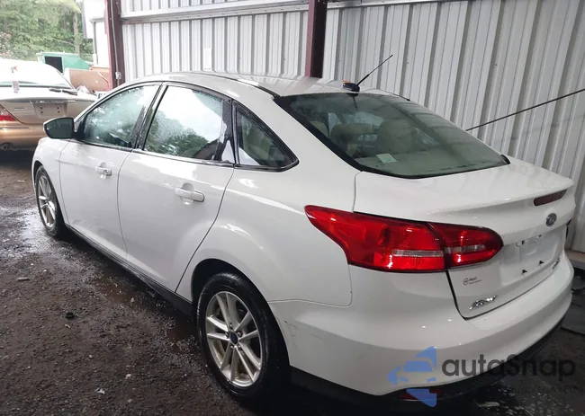 1FADP3F22GL211156: 42502613