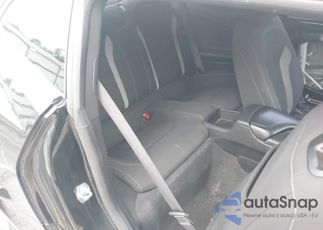 1G1FB1RS3J0180762: 42503651