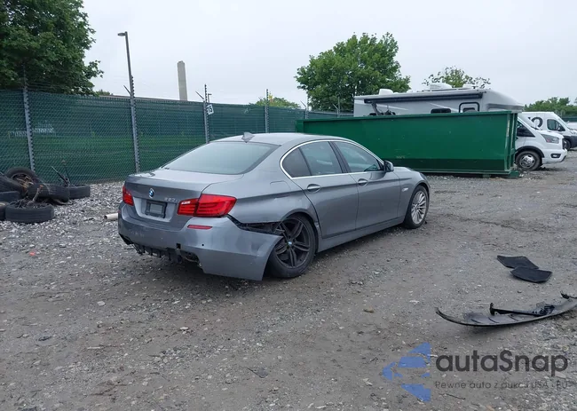 WBAFR9C51BC758665: 42503738