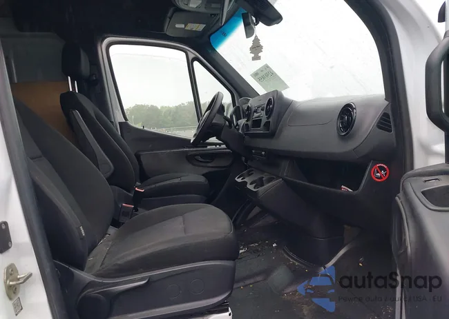 W1W40CHYXMT053181: 42503855