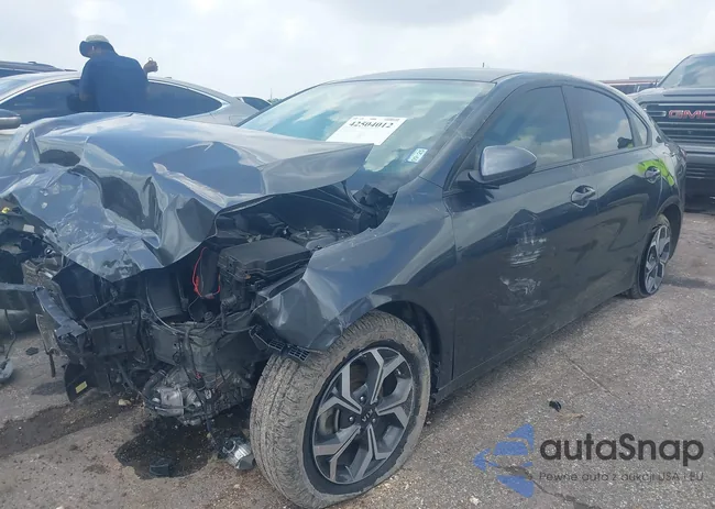 3KPF24AD3ME407482: 42504012