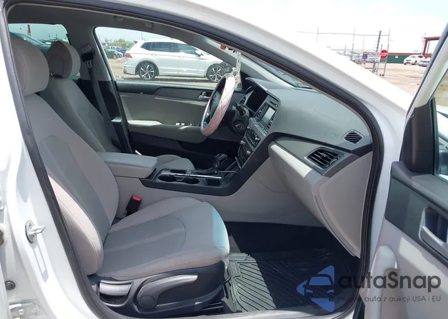 5NPE24AF0GH370985: 42504061