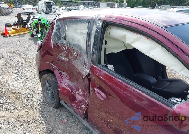 ML32AUHJ7RH005305: 42504134