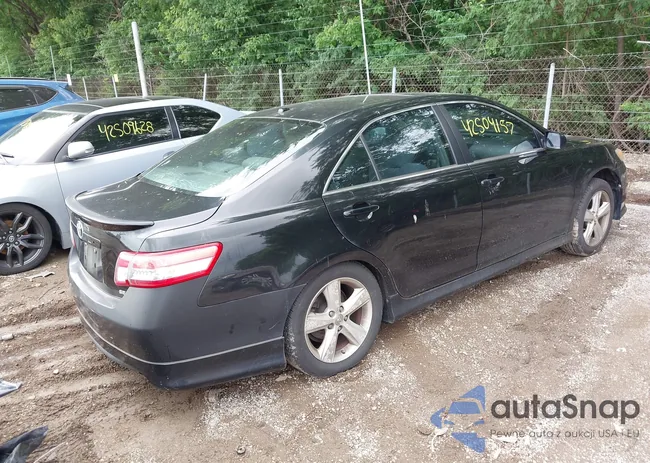 4T1BK3EK4AU104849: 42504157