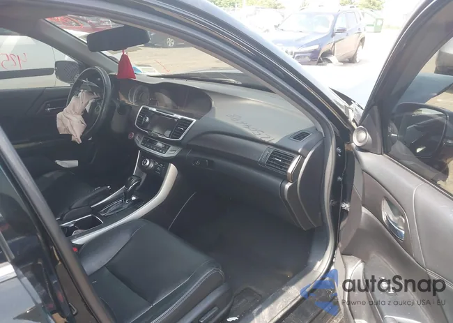 1HGCR3F80FA014373: 42504698