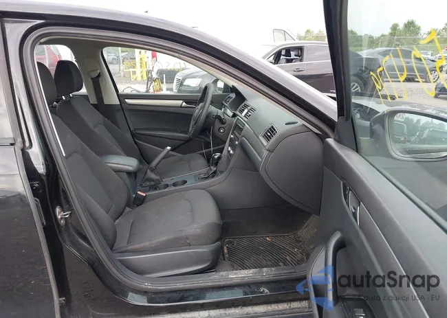 1VWAP7A31CC086856: 42504779