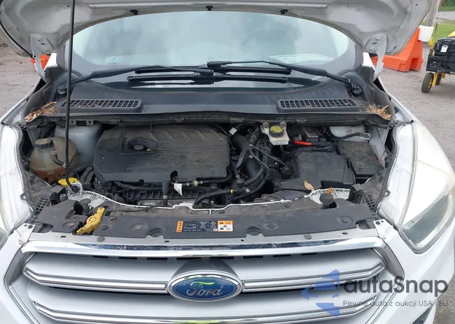 1FMCU0GD4HUC97431: 42504847