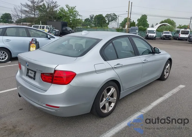 WBA3B5C56DF596873: 42504933