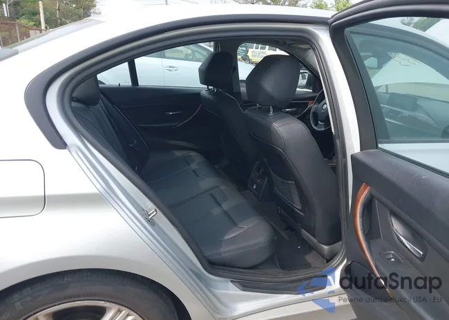 WBA3B5C56DF596873: 42504933