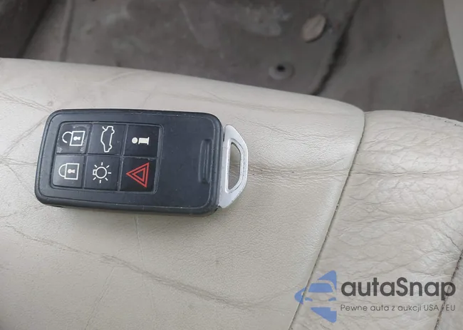 YV1612FS4E1290301: 42504934