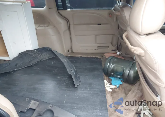 5FNRL38795B068209: 42504951