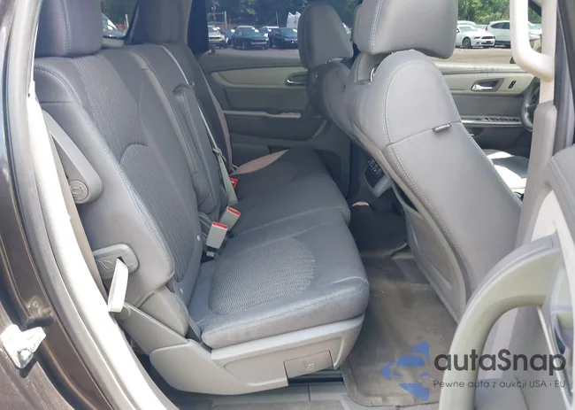 1GNKRFKD8FJ389076: 42505182