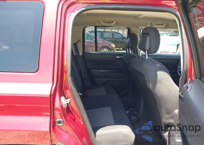 1C4NJRFB8GD709326: 42504340