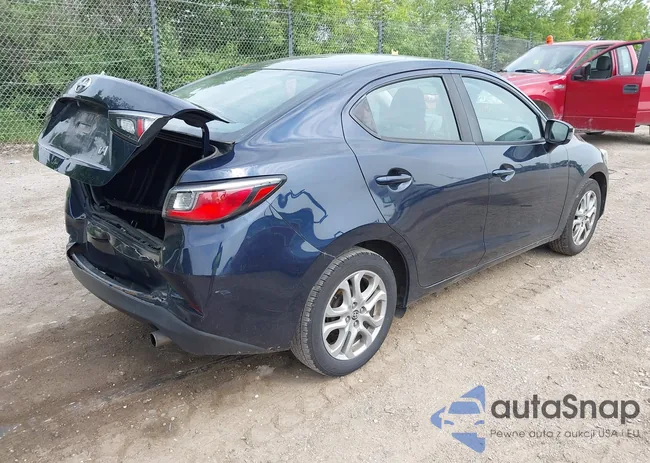 3MYDLBZVXGY125446: 42504367