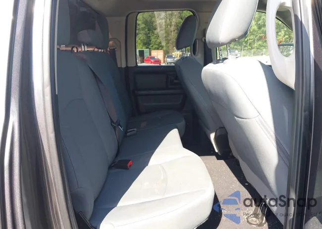 1C6RR6FT4JS183532: 42504490