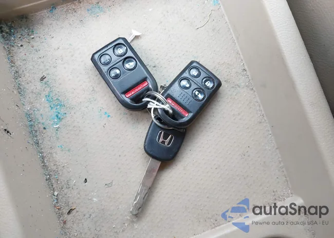 5FNRL38728B114726: 42505700