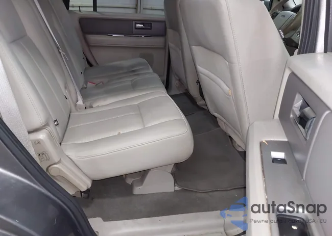 1FMJU1J56DEF08695: 42505772