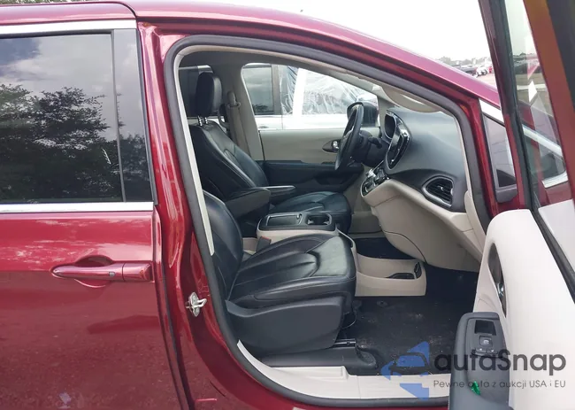 2C4RC1BGXPR571557: 42505825