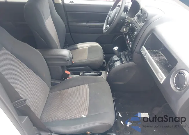 1C4NJCBA0CD652088: 42505909