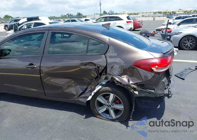 3KPFL4A75JE192285: 42506122