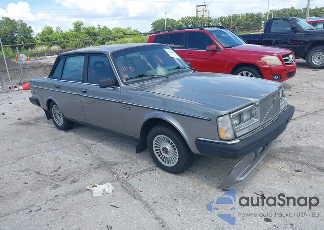 YV1AX8845F1111890: 42506203