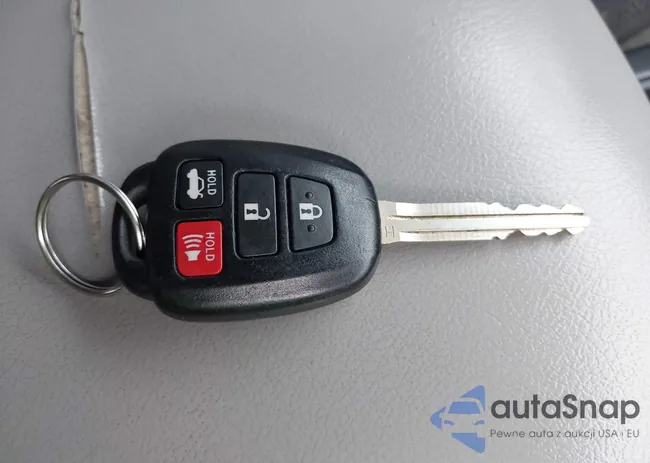 4T4BF1FK2GR558457: 42505240