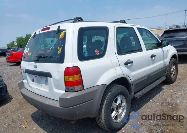 1FMYU01122KA26097: 42505311