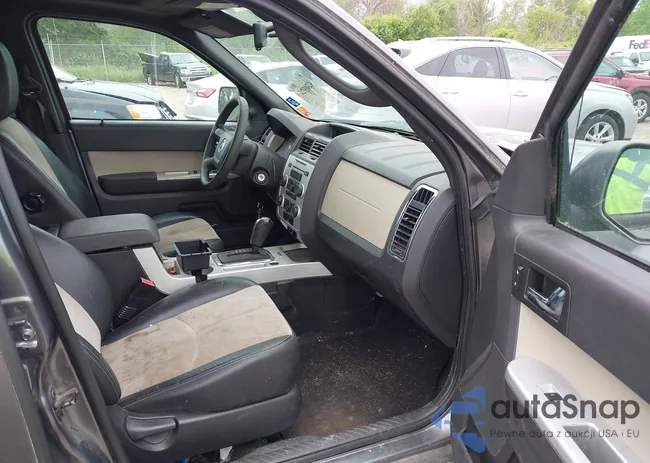 4M2CU87G39KJ11382: 42505528