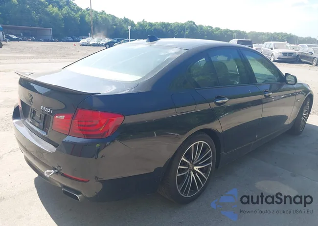 WBAFR9C56BC757480: 42505621